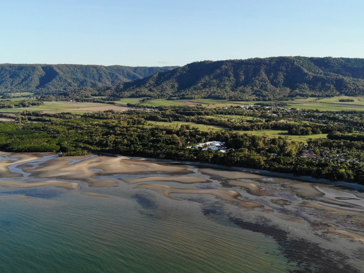 port douglas hinterland mountains trees