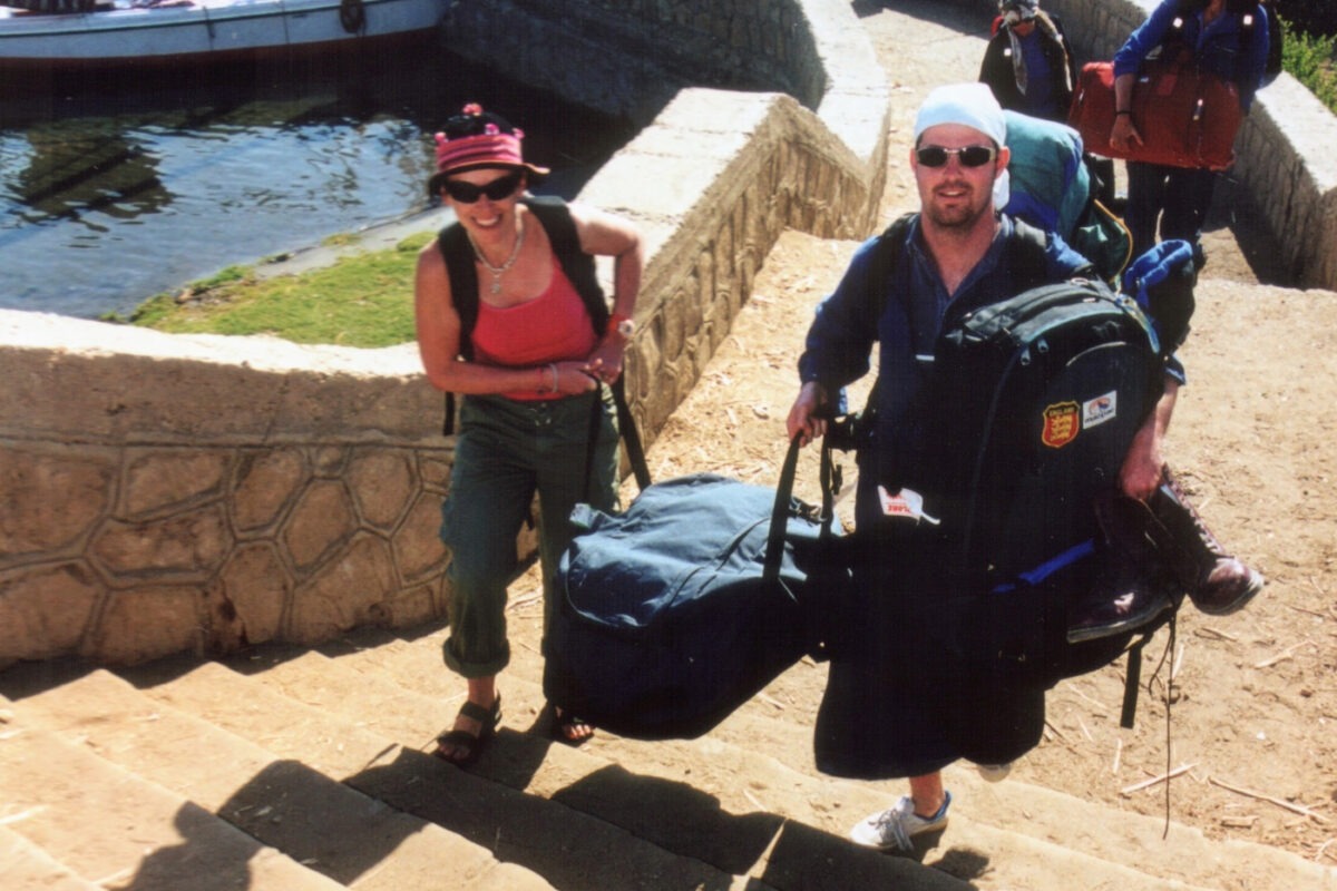 finding love during travelling