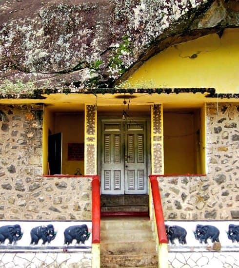 Sectret rock temple ella sri lanka
