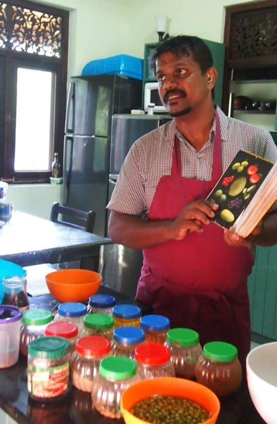 Cookery class in Sri Lankan food. Ambalangoda beach Max Wadiya