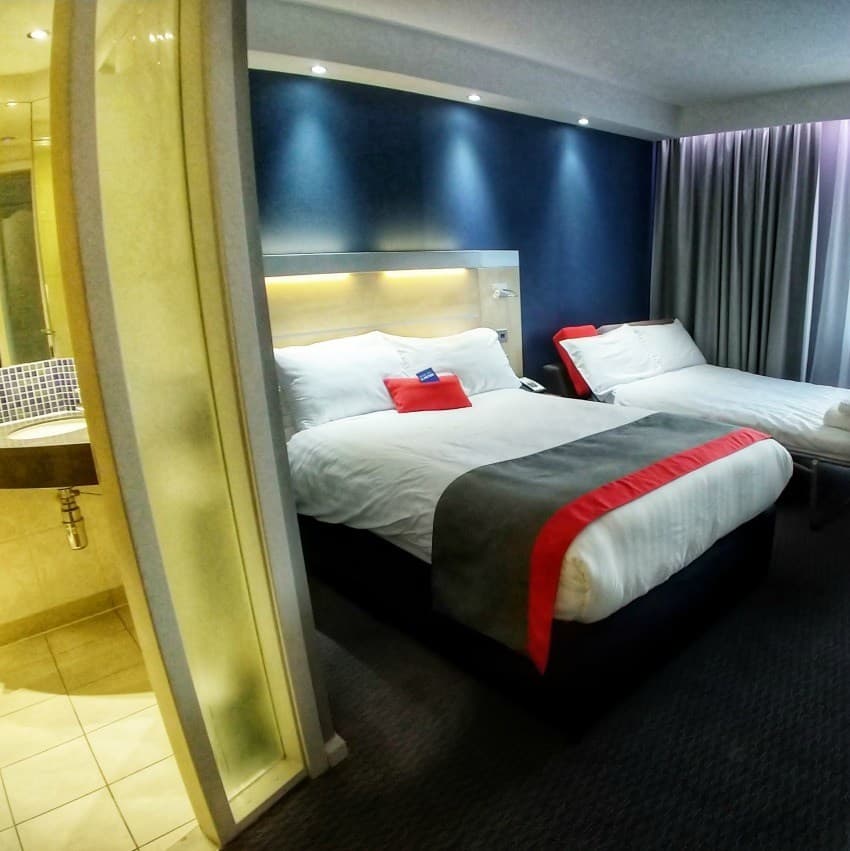 Holiday Inn Express Near Luton Airport