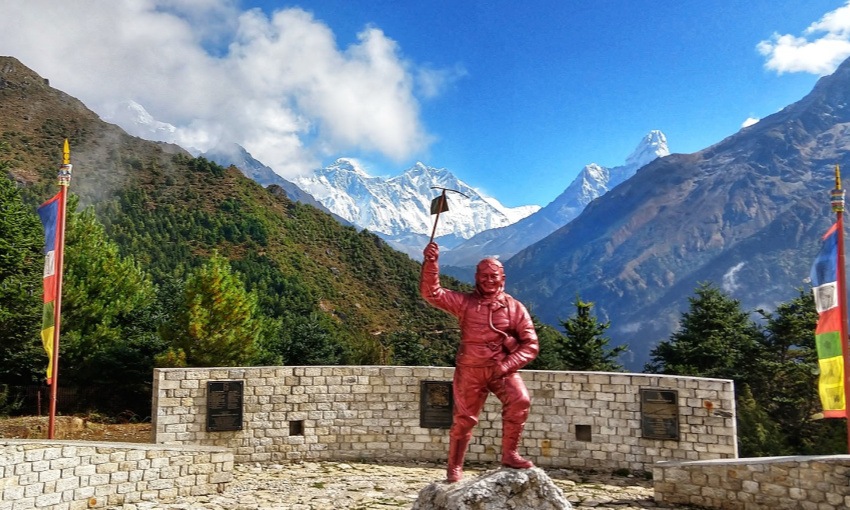 Everest-view-from-Namche
