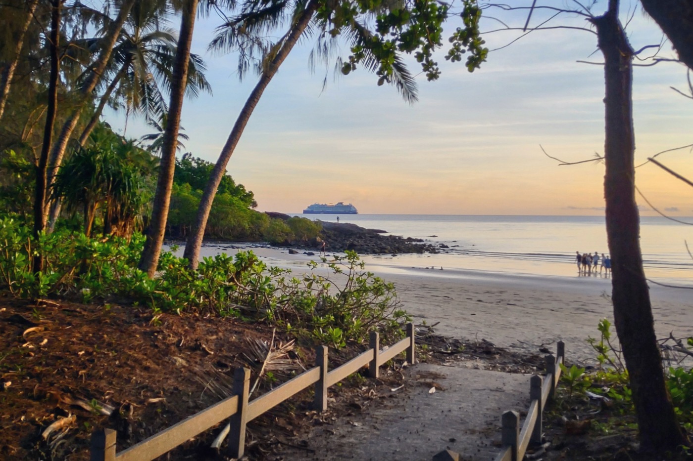 Port Douglas Beach at sunrise