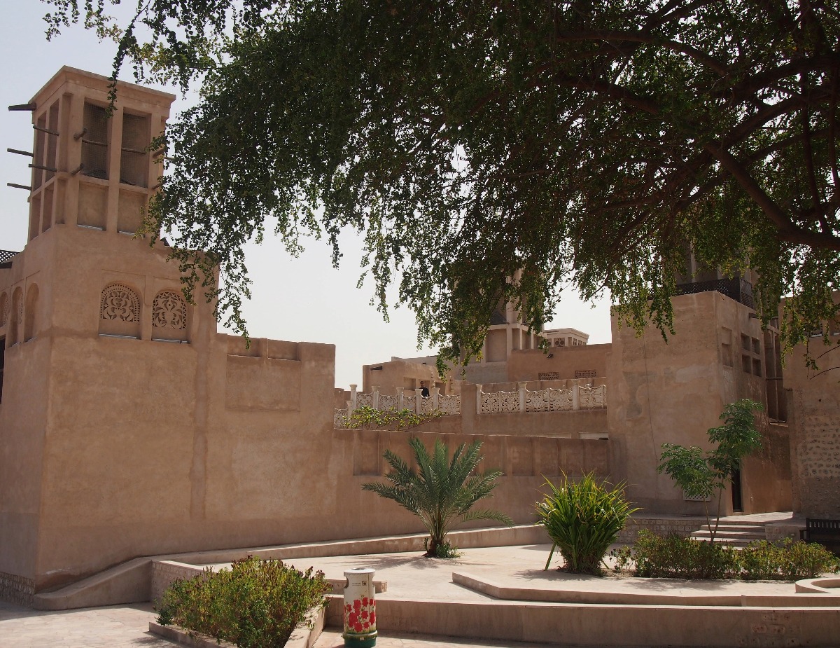 UAE culture old buildings history