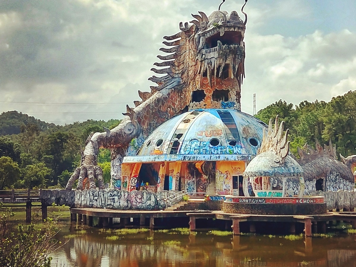 Places to see in Vietnam near Hue