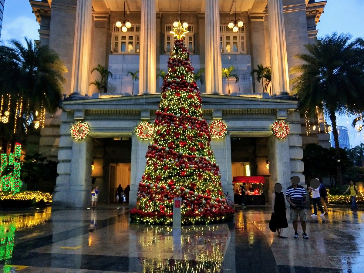 Singapore Christmas tree
