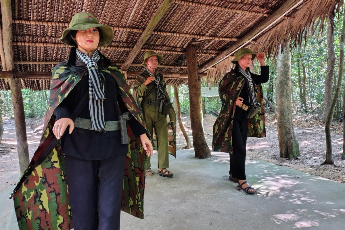 cu chi tunnels near saigon