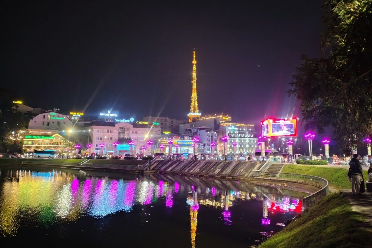 Dalat tower by night