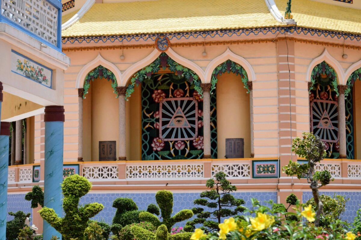 Cua Dai Temple all seeing eye Vietnam