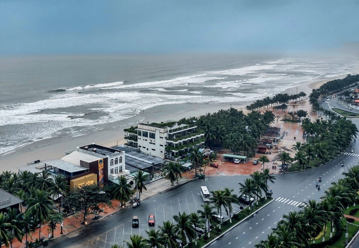 Da Nang beach front